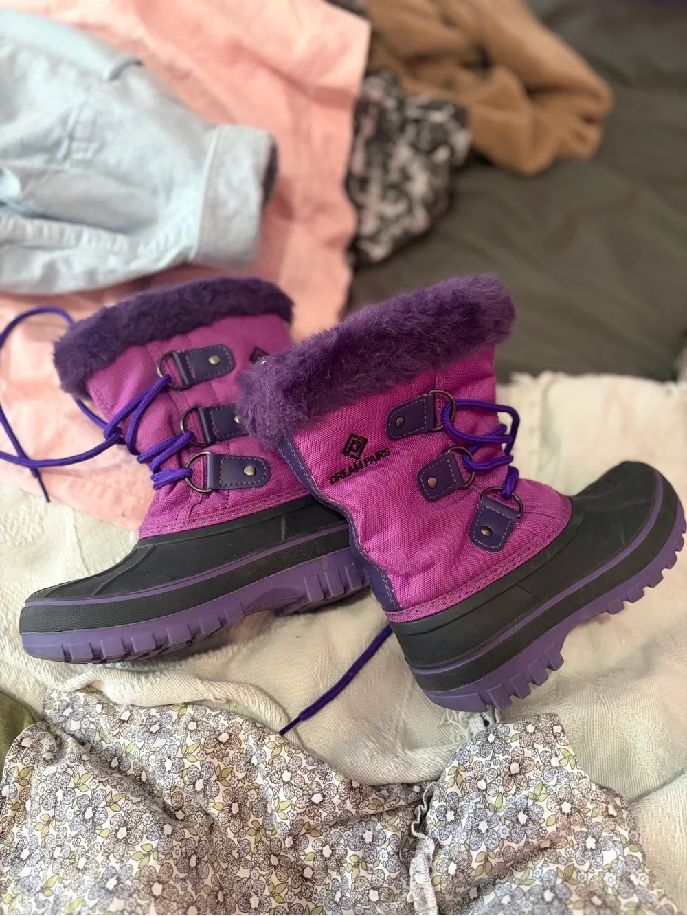 Dream Pairs Kids Purple Forester Winter Snow Boots Faux Fur Size 11 Kids EUC